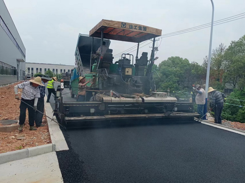 65243988.jpg 97654260.jpg